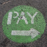 Boardwalk public parking pay symbol